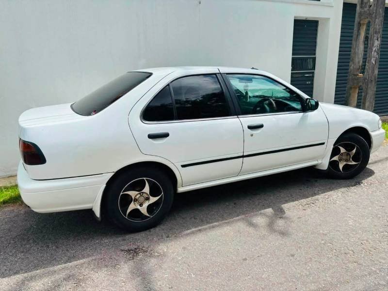 Nissan Sunny SB14 for sale
