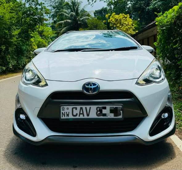 Toyota Aqua X urban