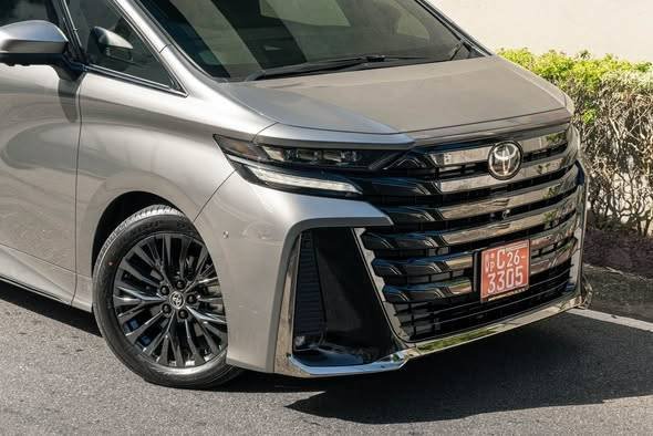 TOYOTA VELFIRE Z PREMIUM