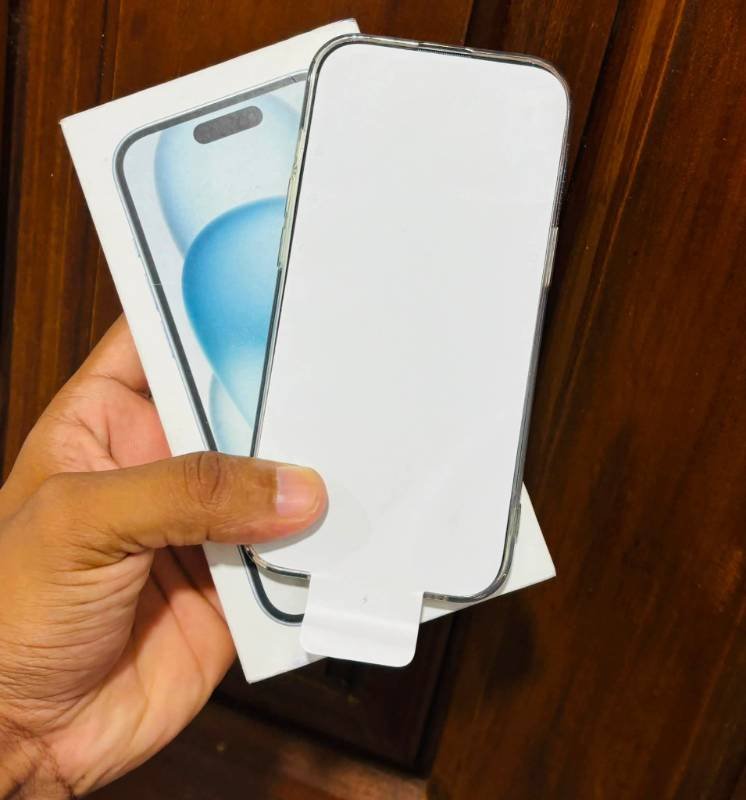 IPHONE 15 128GB