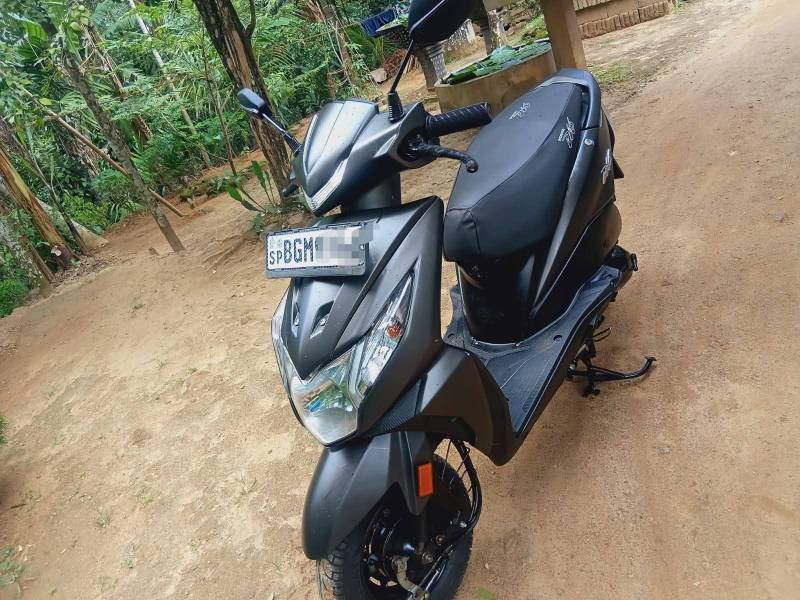 Honda dio 2018