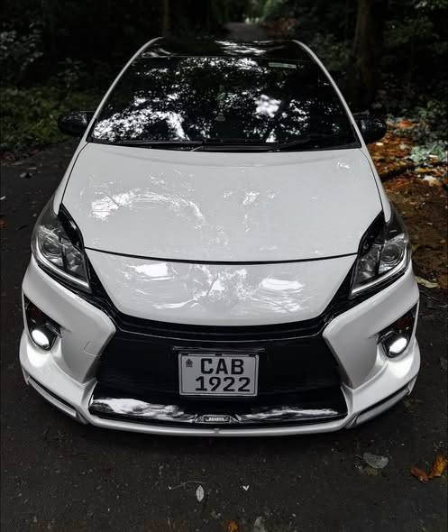 Toyota Prius ZVW30 Gs Converted