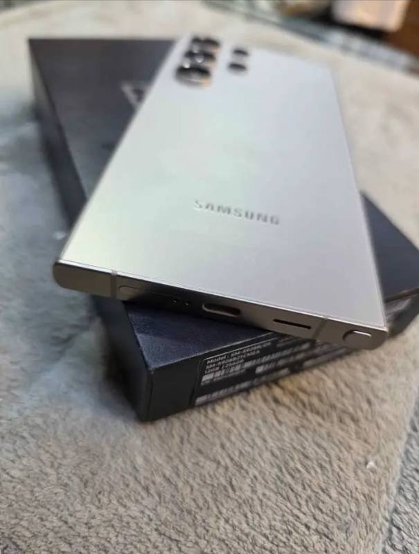 Samsung Galaxy s24 ultra