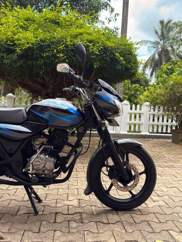 Bajaj discovry for sale