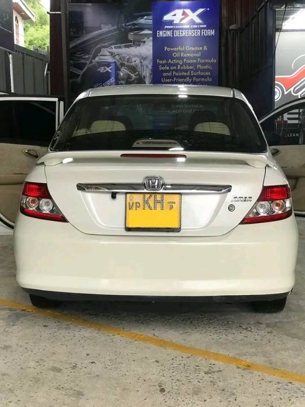 Honda fit aria