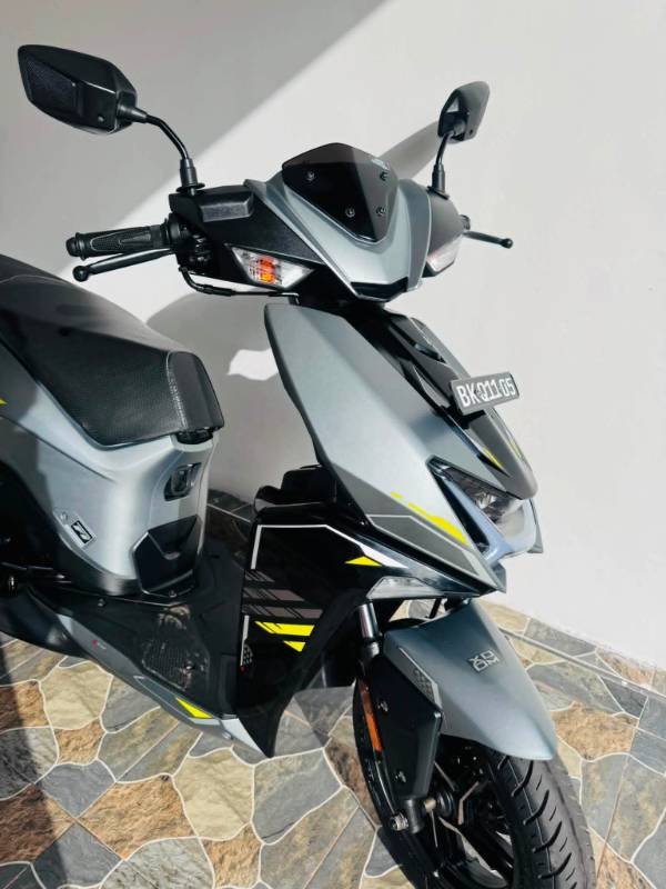 Hero zoom for sale