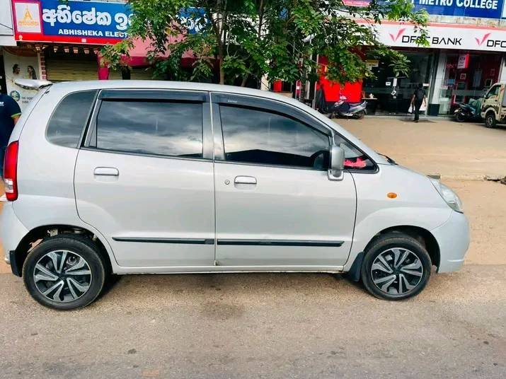 Suzuki estilo