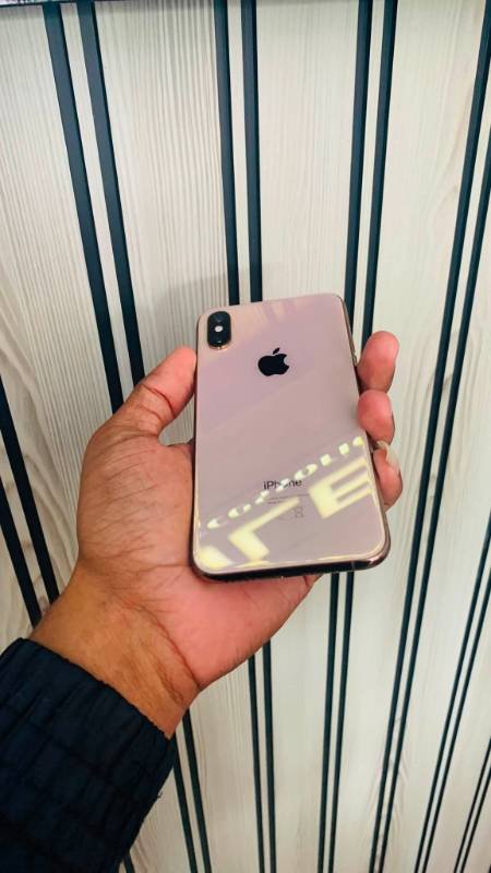 I phone xs