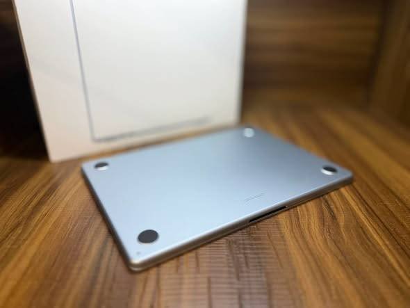 Apple MacBook Air