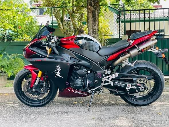2011 R1 Crossplane
