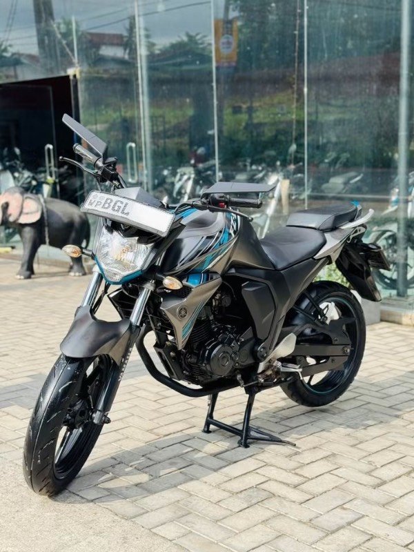 Yamaha Fz v2 For Sale