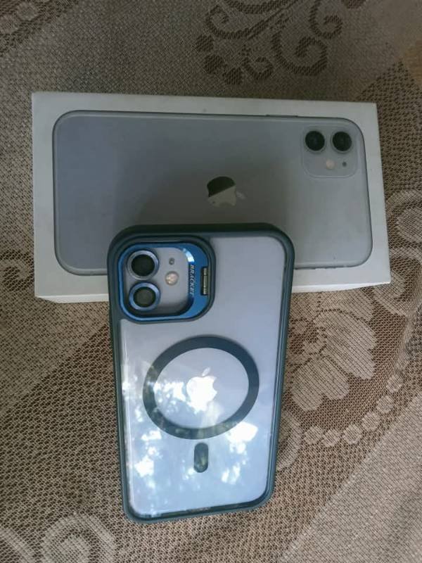 I phone 11 for sale