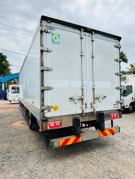 Isuzu FTR  Freezer Truck