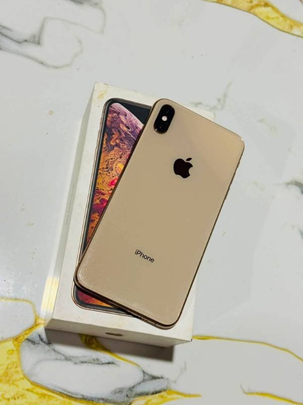 I phone XS max for sale