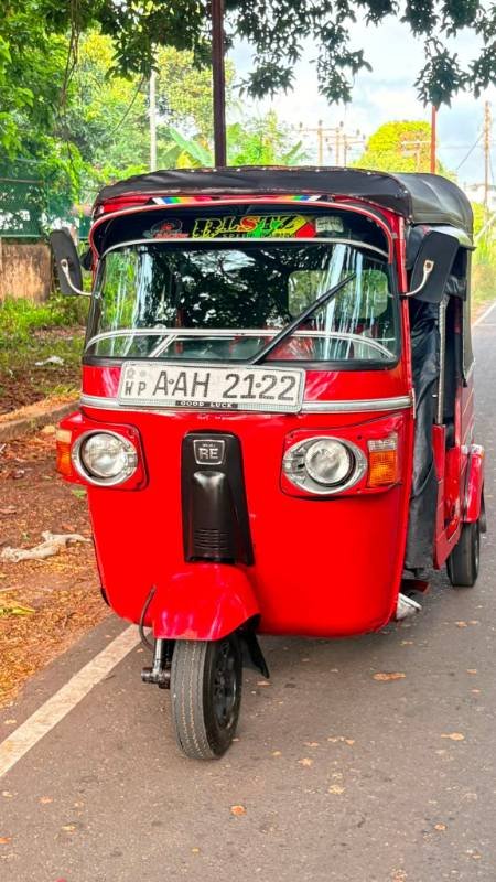 Bajaj threeweel for sale
