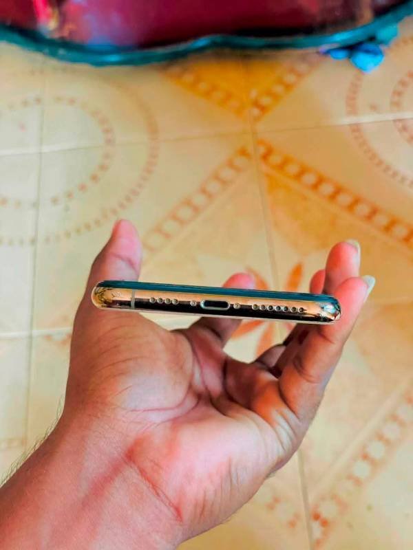 I phone xs max for sale