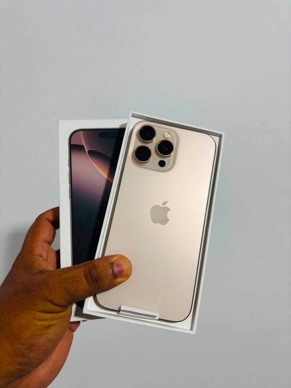 iPhone 16 Pro Max