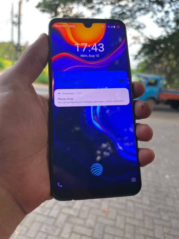 VIVO v 20 for sale