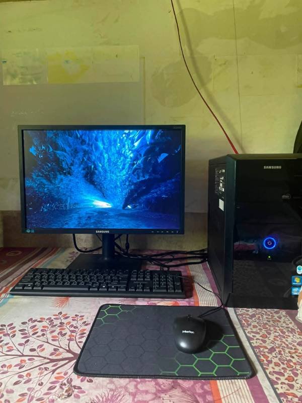 Samsung Desktop Computer