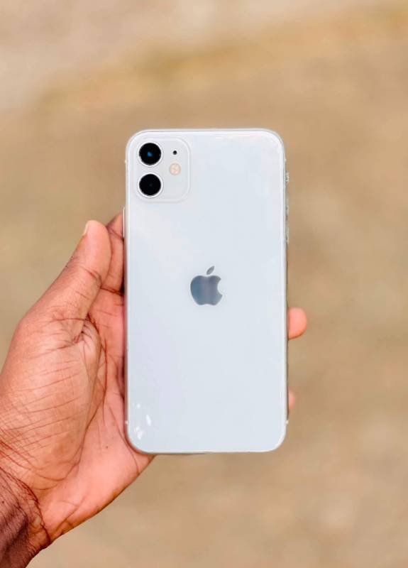 I phone 11 for sale