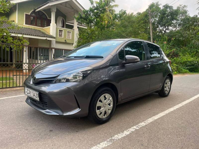 Toyota vitz for sale
