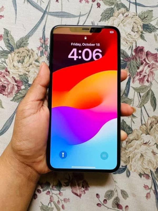 I phone 11 pro max for sale