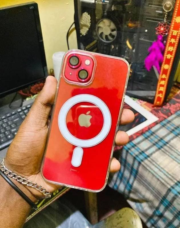 iPhone 13