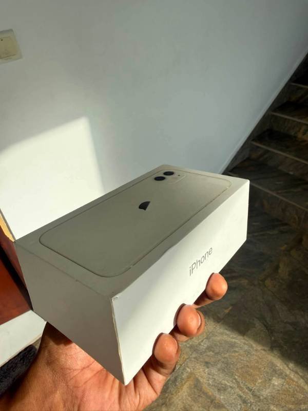 iPhone 11