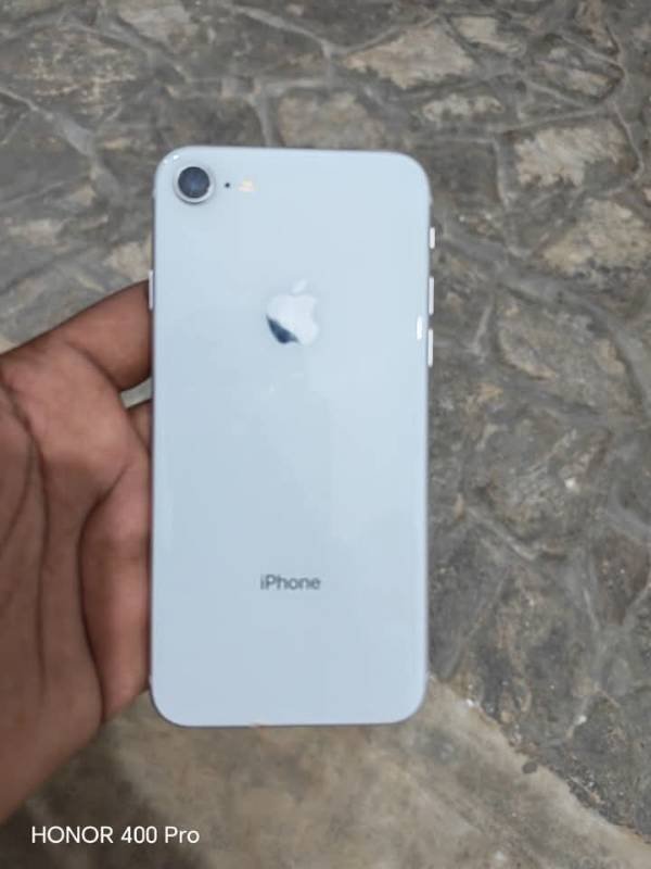 I phone 8 for sale